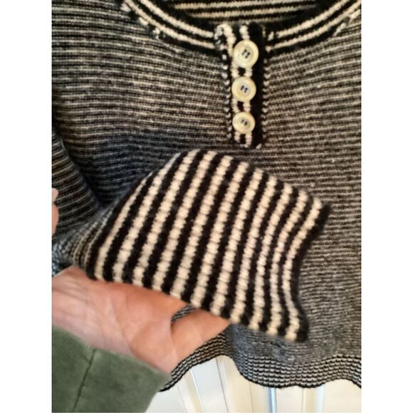 Free People Striped Knit Henley Sweater Sz M Wool blend Black White - Picture 4 of 6